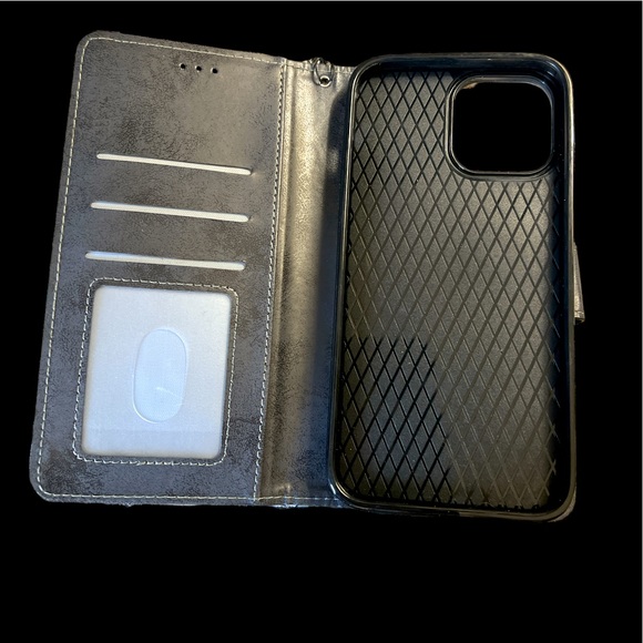 iPhone 13 Pro Max bumblebee Wallet phone case - Picture 2 of 4